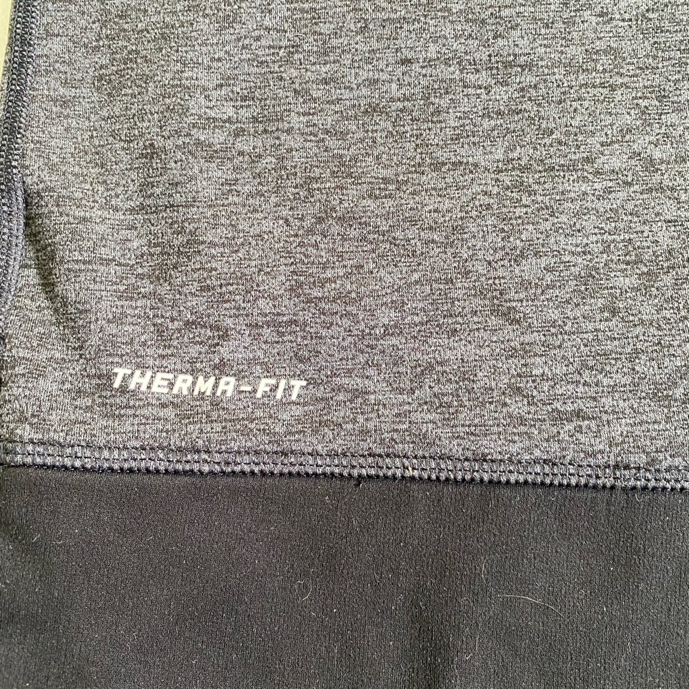 Nike Therma Fit Pullover - Picture 3 of 5